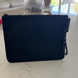 Women’s Lululemon Clutch Bag